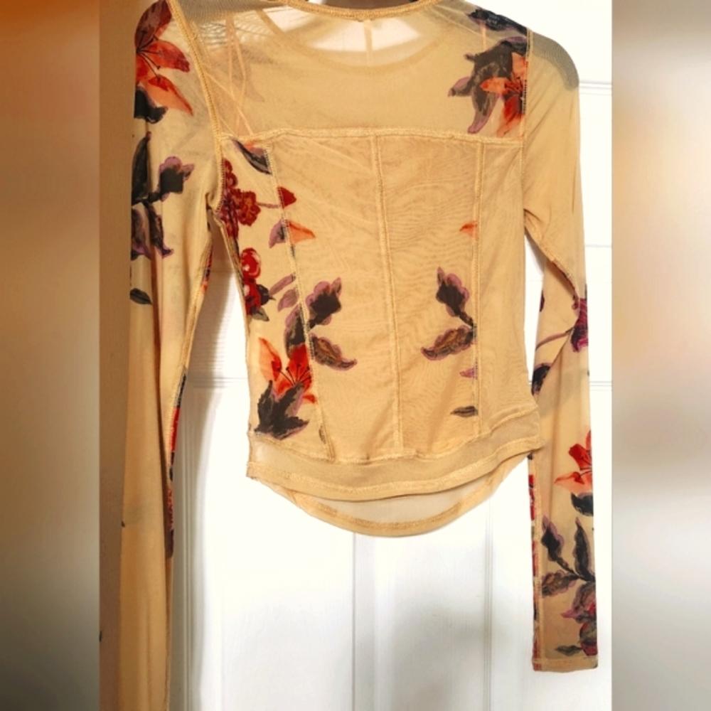 Nwt Free people semi sheer long sleeve top